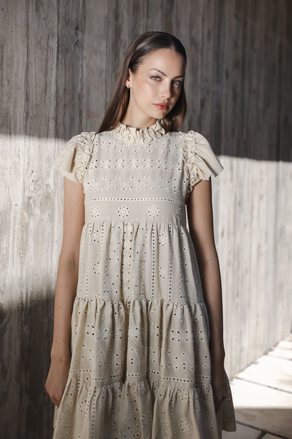 Vestido Paulina Broderie beige l